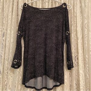 Cable & Gauge black blouse with peekaboo long sleeves.
